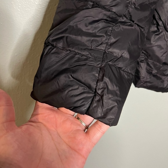 Quince black puffer jacket - Picture 4 of 7